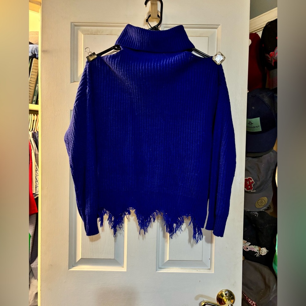 Women's Blue Frayed Bare shoulder Sweater